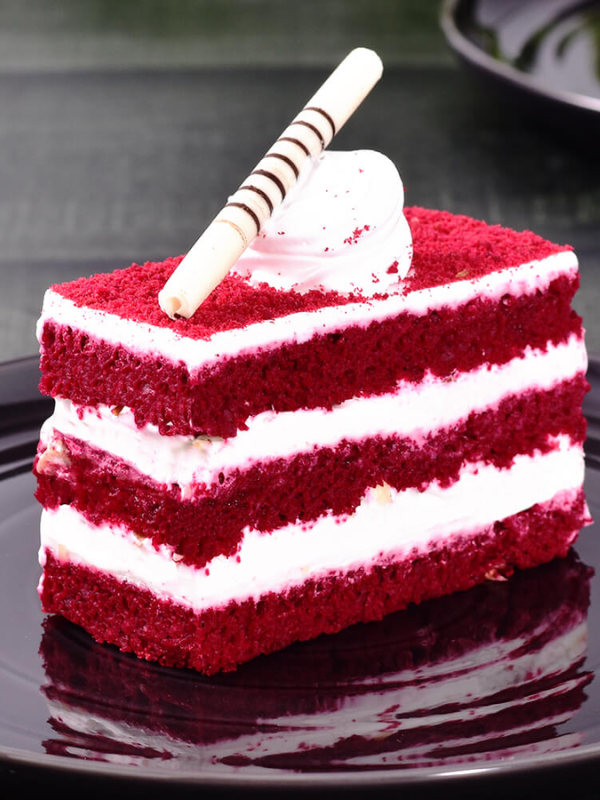 red velvet pastry by royal oven